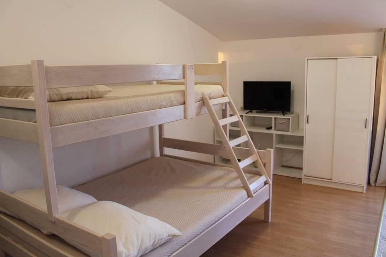 Apartmani Jaman فرسي المظهر الخارجي الصورة