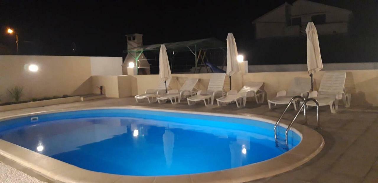 Apartmani Jaman فرسي المظهر الخارجي الصورة