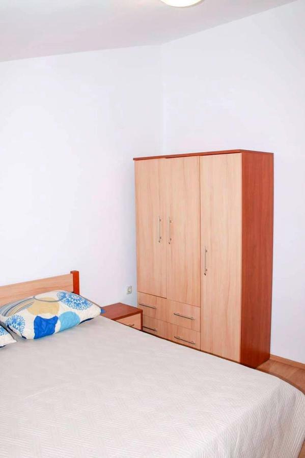 Apartmani Jaman فرسي المظهر الخارجي الصورة